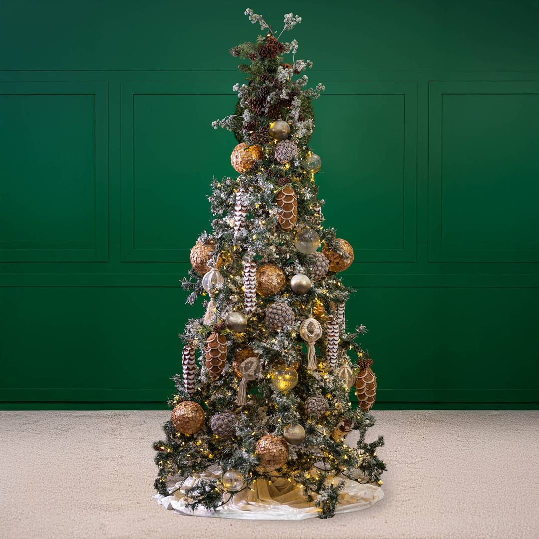 Woodsy Christmas Tree