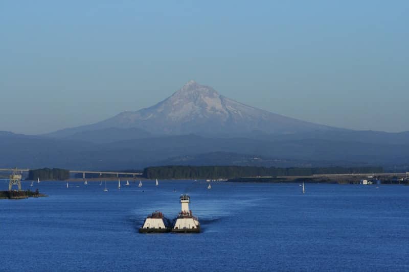 tug boat on the Columbia River with Mt Hood in the background