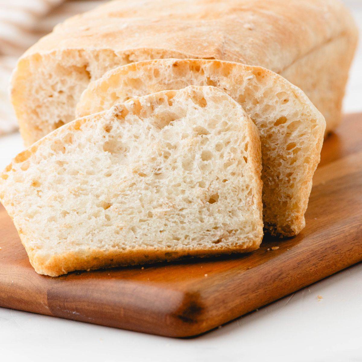 Soudough sandwich bread on a cutting board