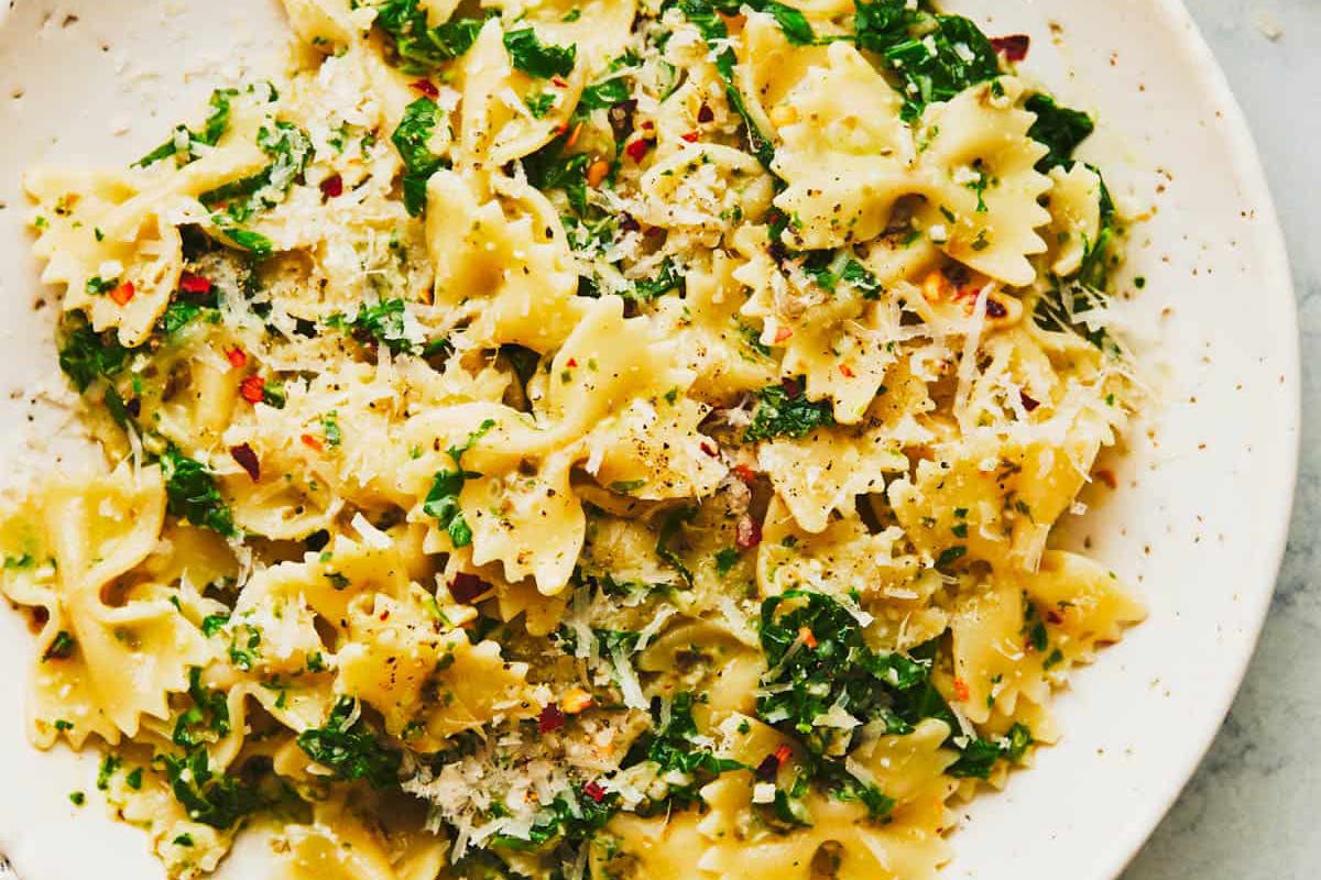 Creamy Kale Pasta on a plate