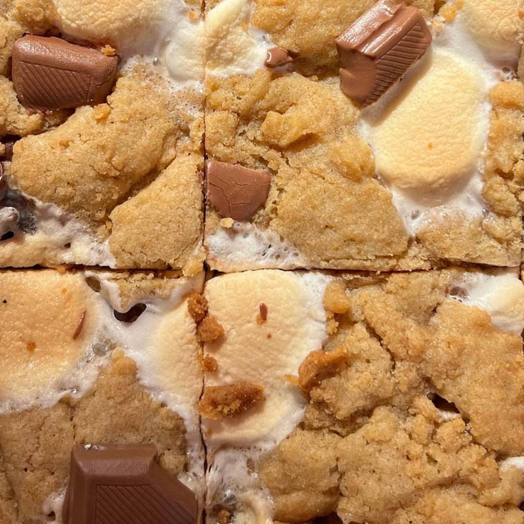 Pan of s'mores bars
