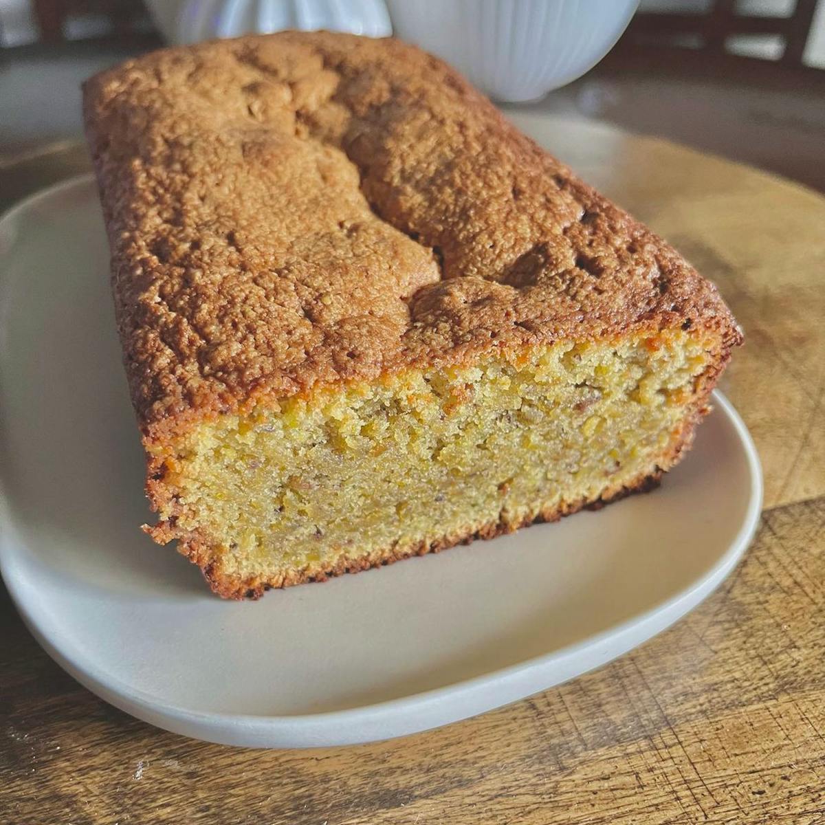 Pistachio loaf on a plate