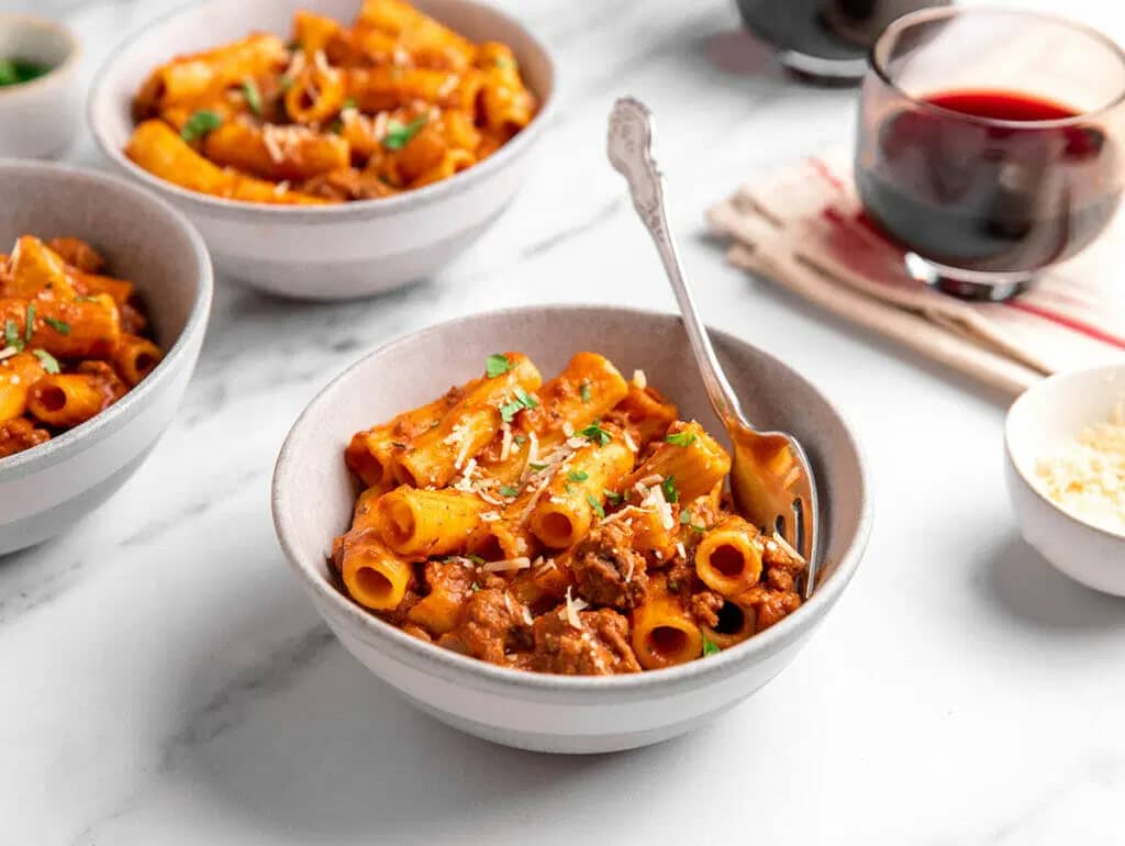 One-Pot Pasta With Meat Sauce