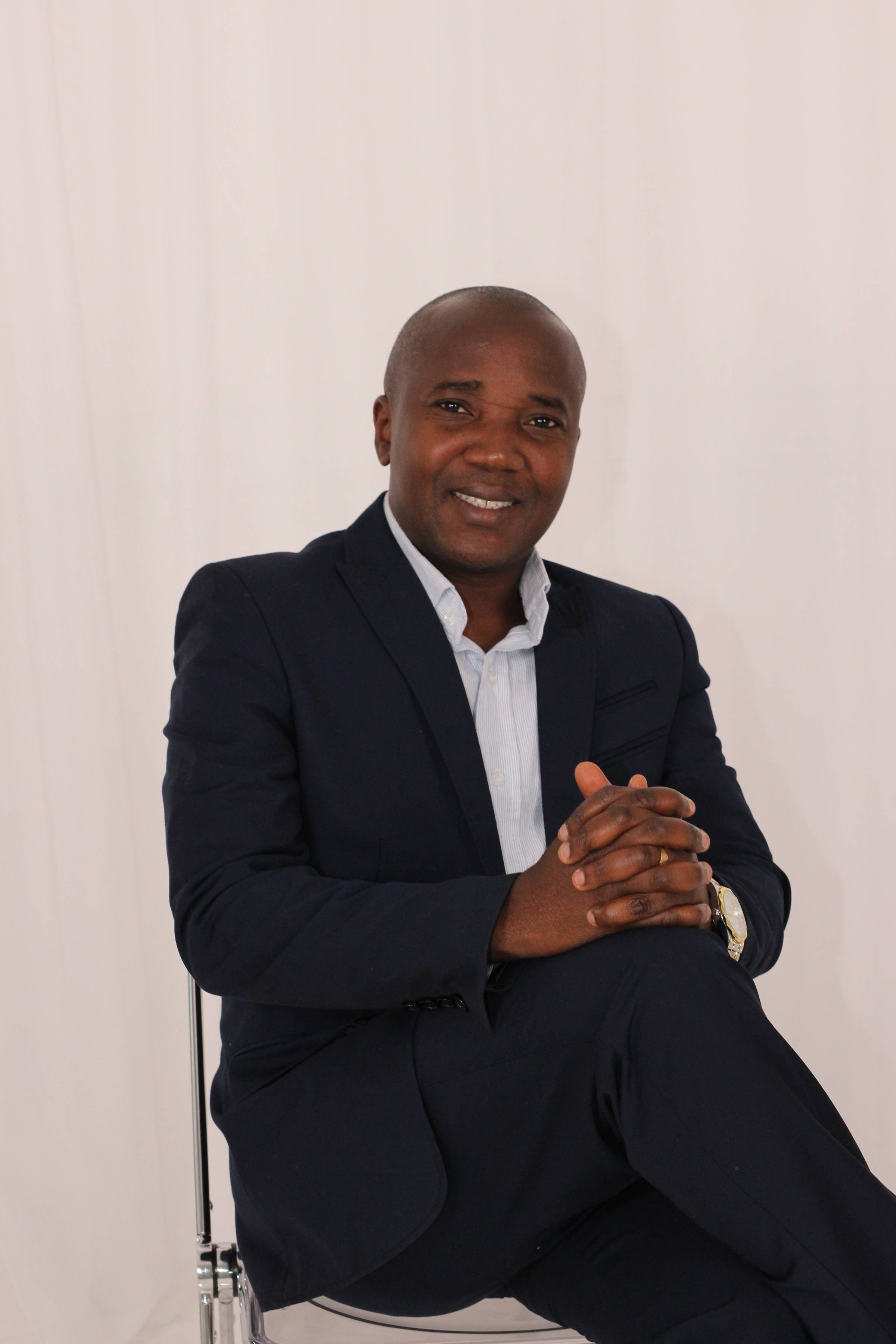 Dr. Adekunle Adenipekun