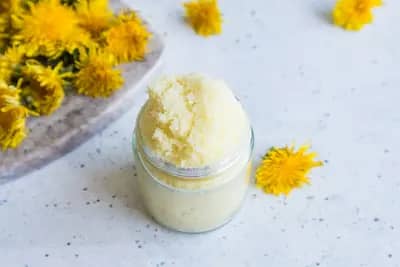 homemade diy dandelion sugar scrub
