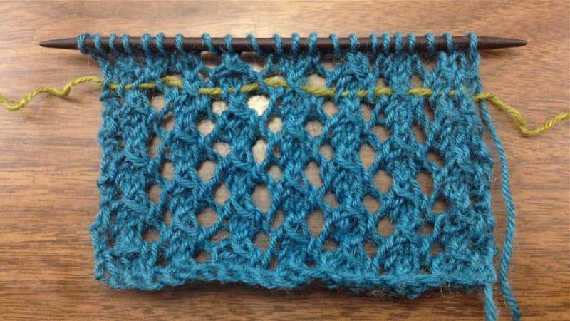 How to use a lifeline in knitting