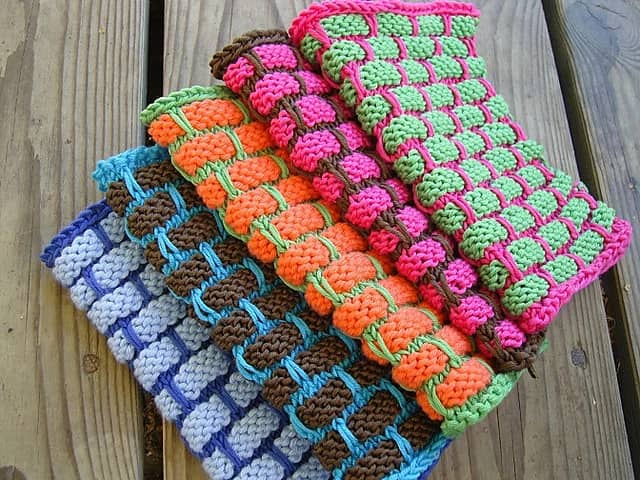 Ballband Dishcloth by Kay Gardiner and Ann Shayne