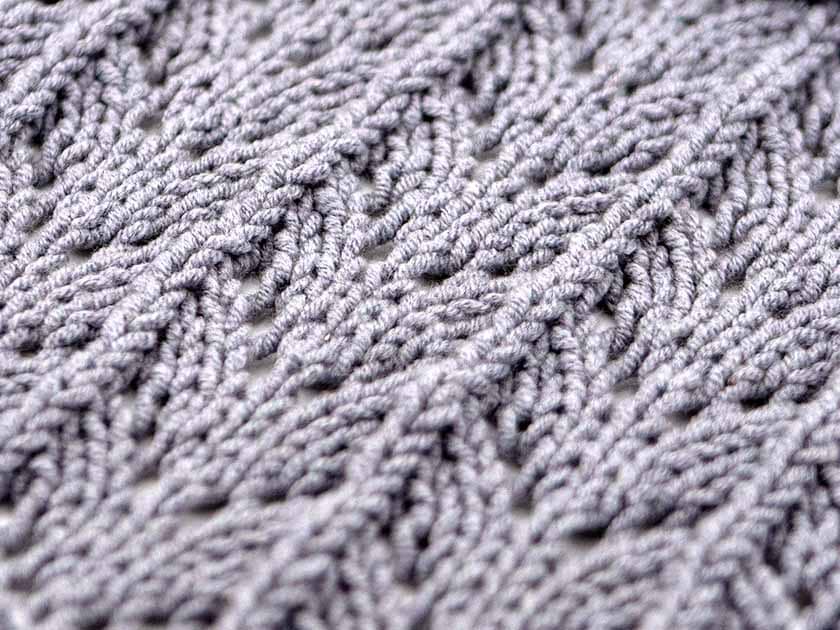 Eyelet Mock Cable Ribbing Stitch