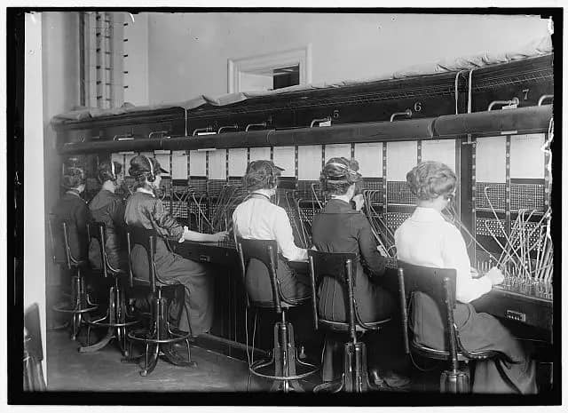 black and white telephone operators early 1900's