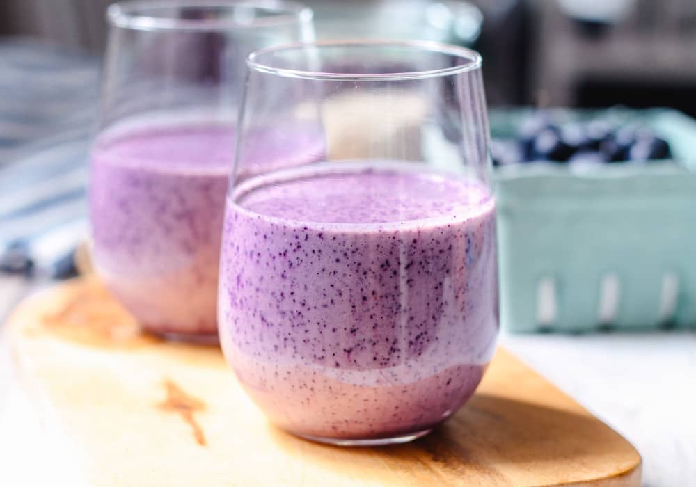 blueberry breakfast smoothie