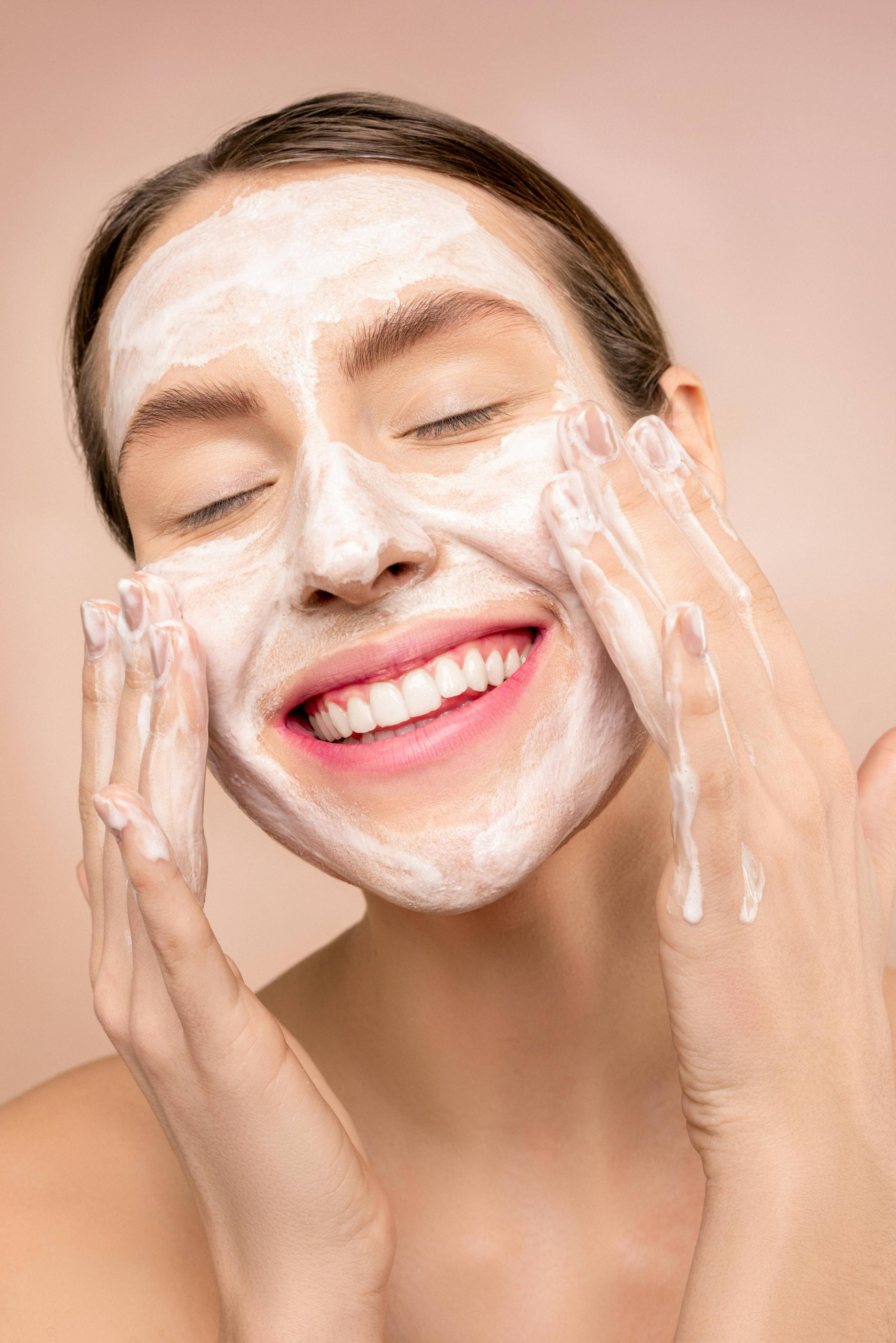 Summer Skin Feeling Dull? Try These Soothing DIY Mask