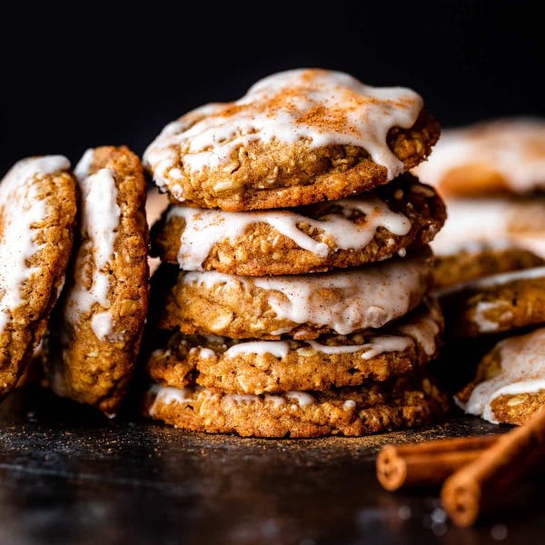 picture of iced gingerbread oatmeal cookies