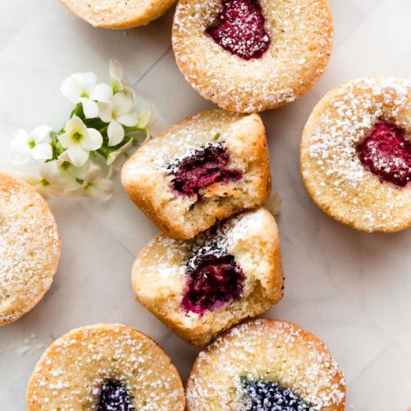 picture of brown butter berry tea cakes with berries inside