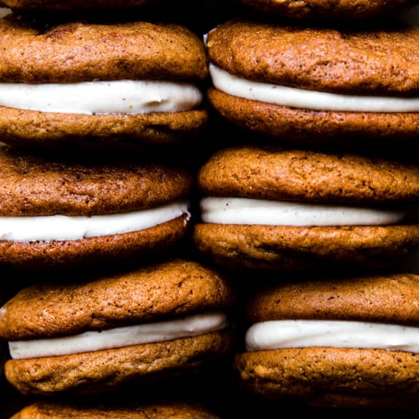 gingerbread whoopie pies