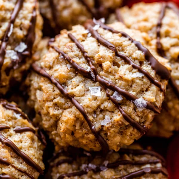 almond butter macaroons