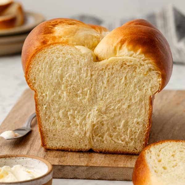 fluffy brioche bread