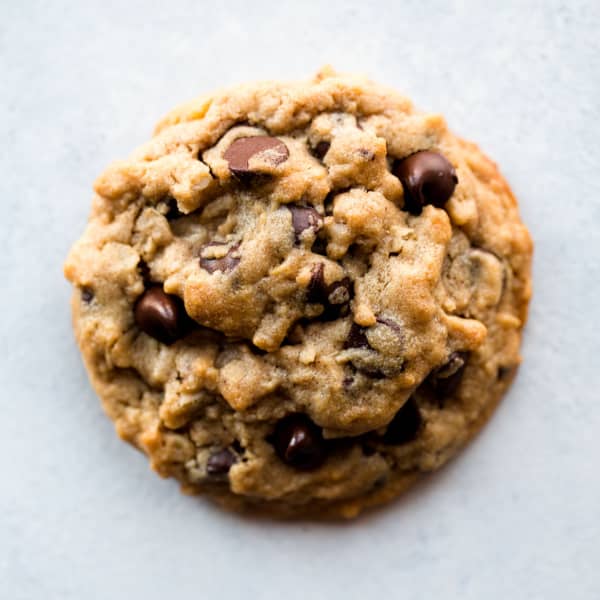 picture of peanut butter oatmeal cookies