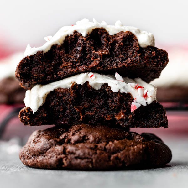 peppermint frosted chocolate cookies