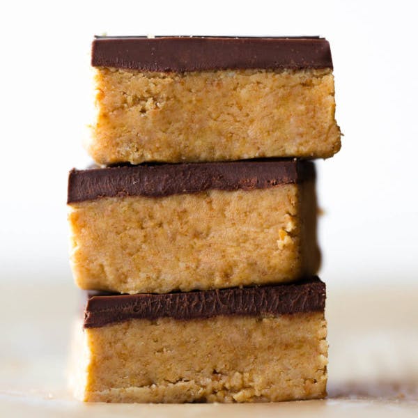 picture of no bake chocolate peanut butter bars