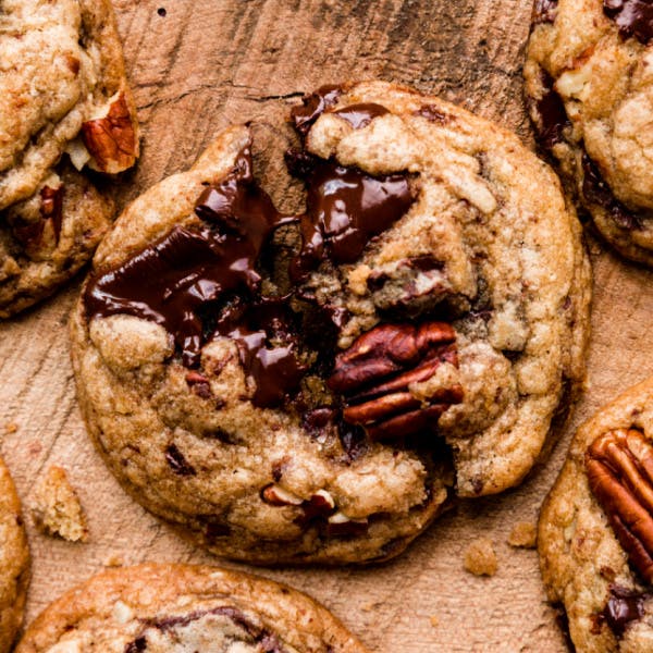 chocolate pecan cookies