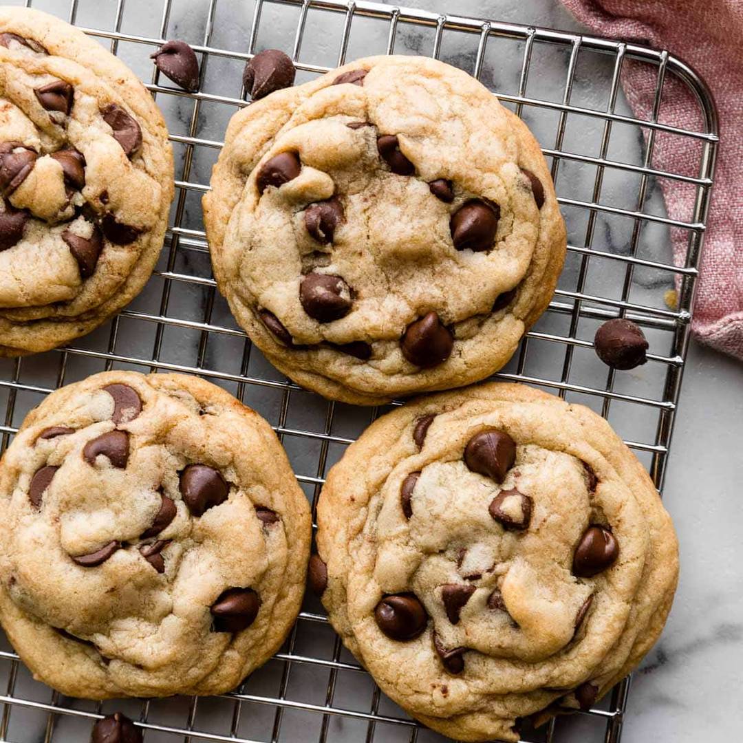 chocolate chip cookies