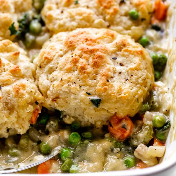 vegetable pot pie with biscuits on top