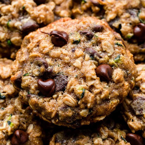 zucchini oatmeal chocolate chip cookies