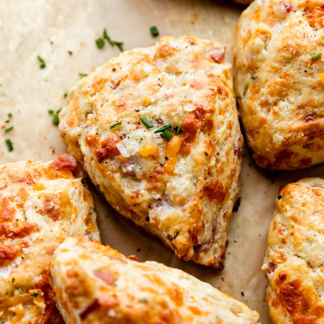 picture of a ham and cheese scone 