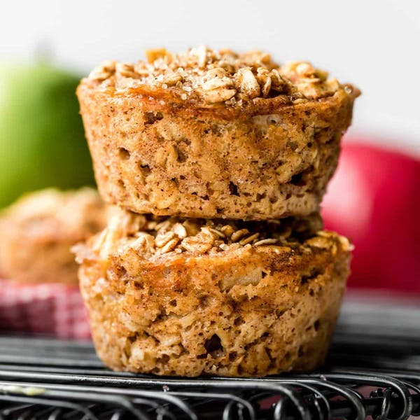 baked oatmeal cups with apples