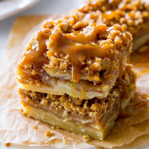 salted caramel apple pie bars