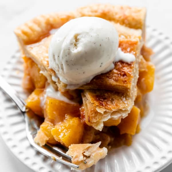 peach pie slice