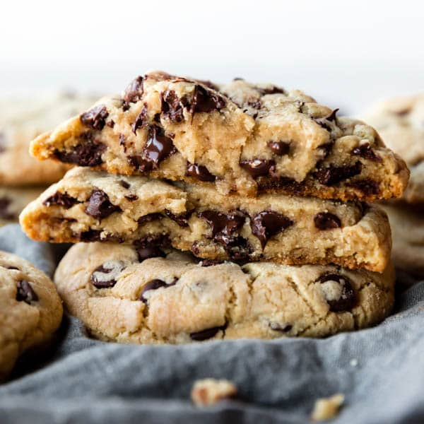 giant chocolate chip cookies