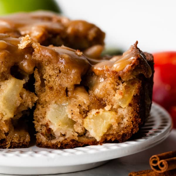 apple cake slice