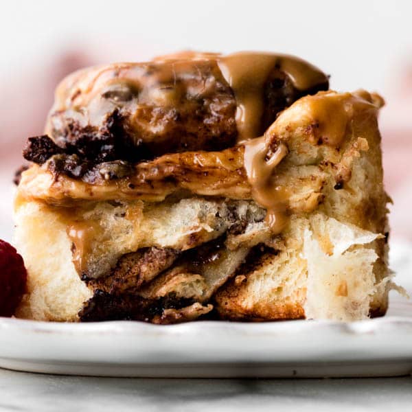 chocolate sweet rolls