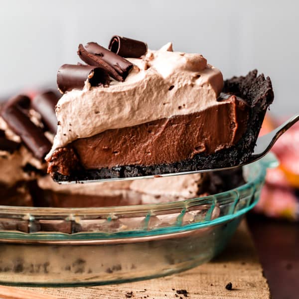 slice of mocha pudding pie