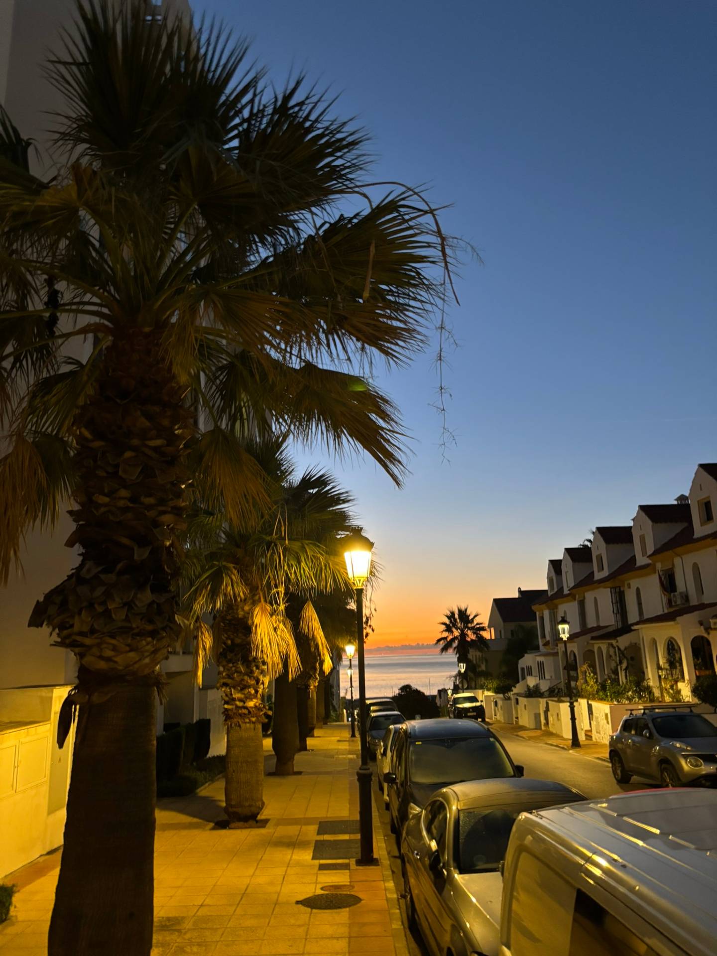 Quiet streets, parked cars, and nowhere to be.
These are the moments that make the pace feel just right.

#borderlesslife #slowliving #eveningvibes #simplelife #digitalnomadlife #lifestyleflow #zachpittman