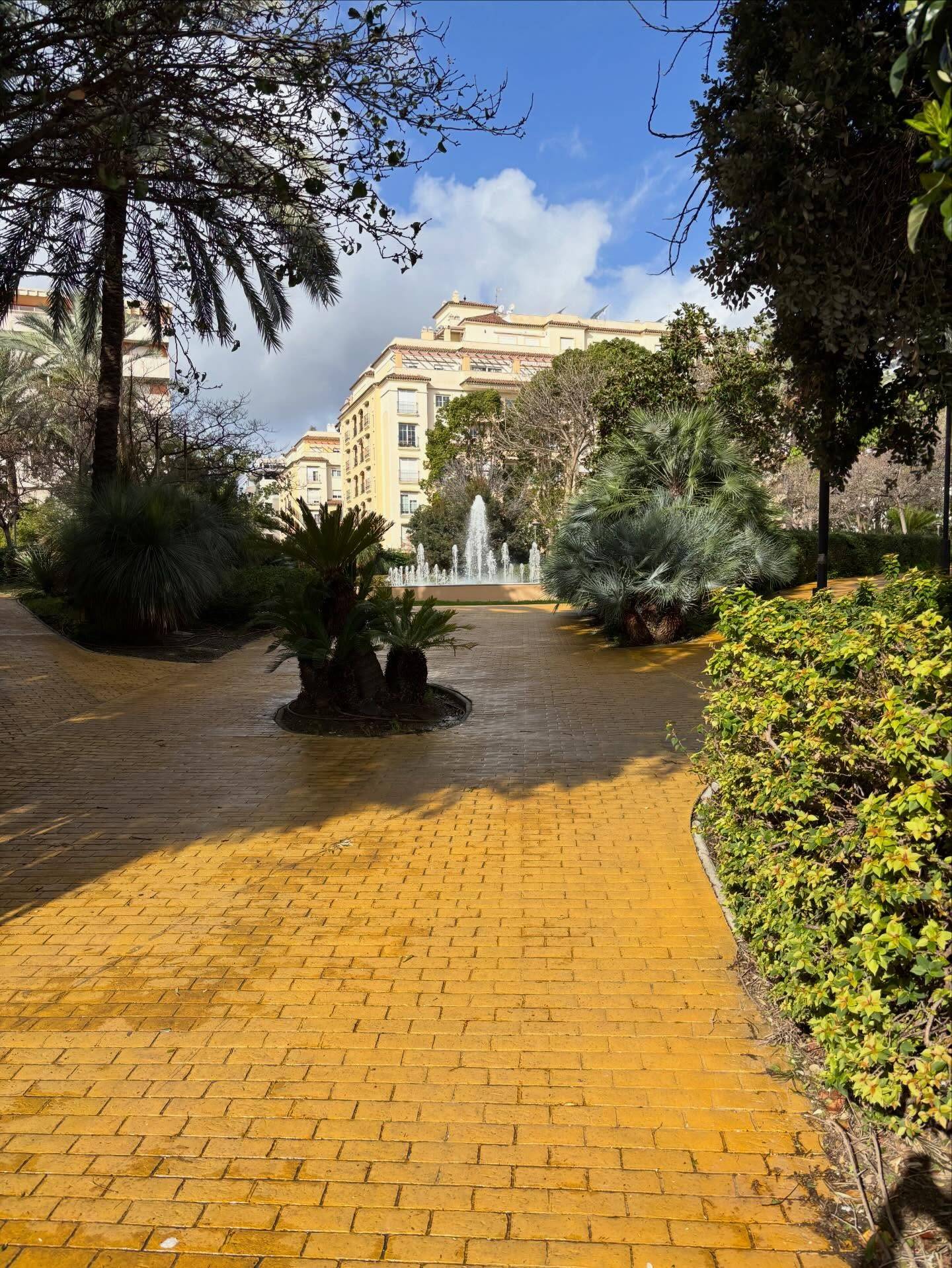 Morning walk ❤️🇪🇸 #estepona #digitalnomad