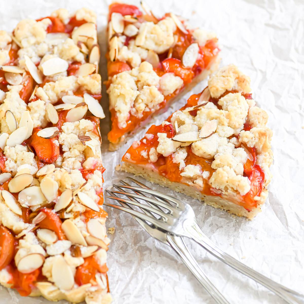 apricot almond tart