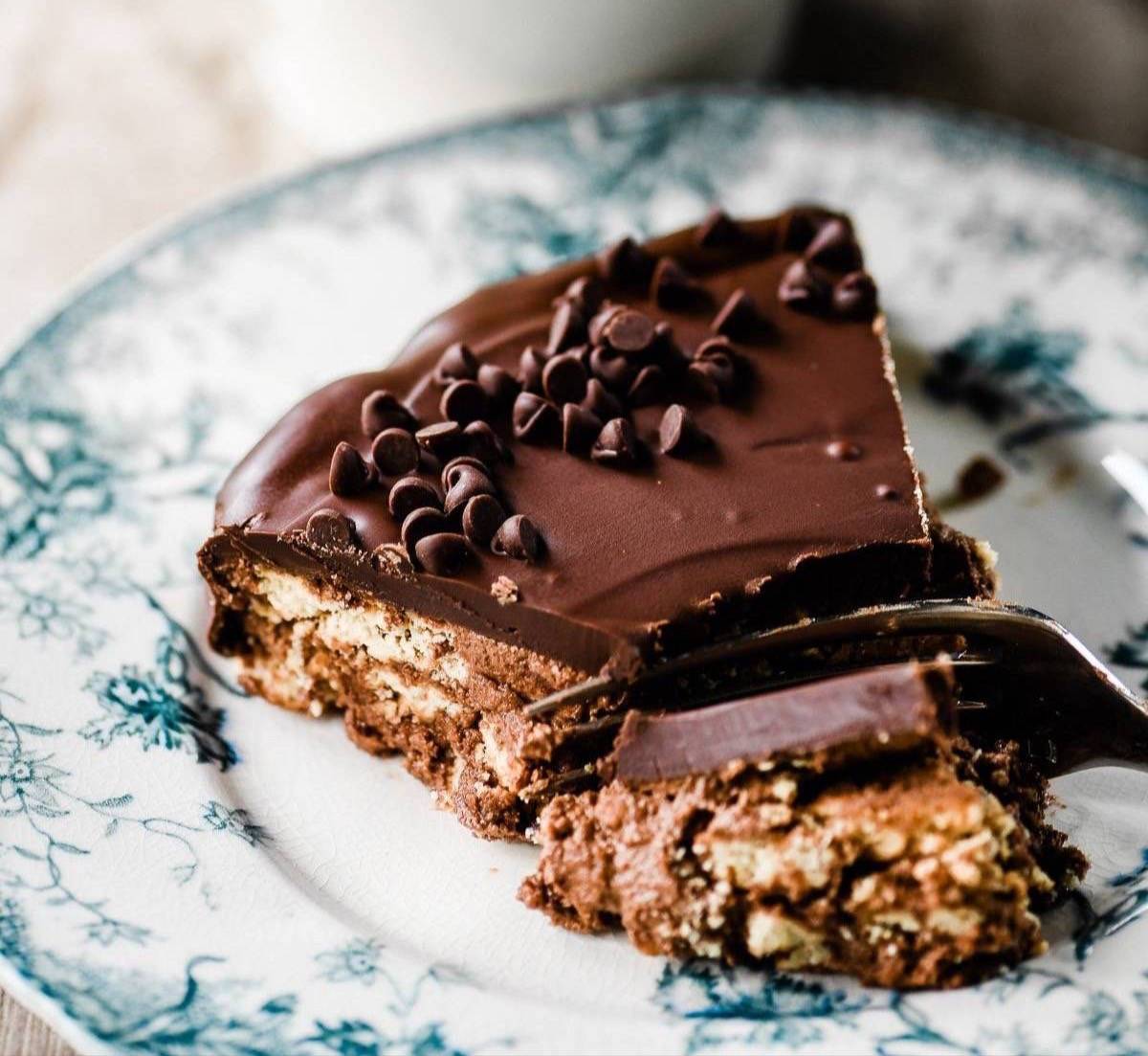 Queen Elizabeth's Favorite Biscuit Cake