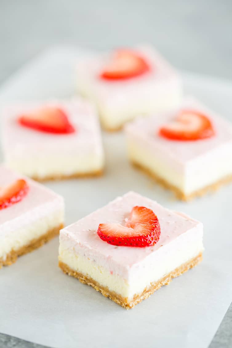 strawberry cheesecake bars