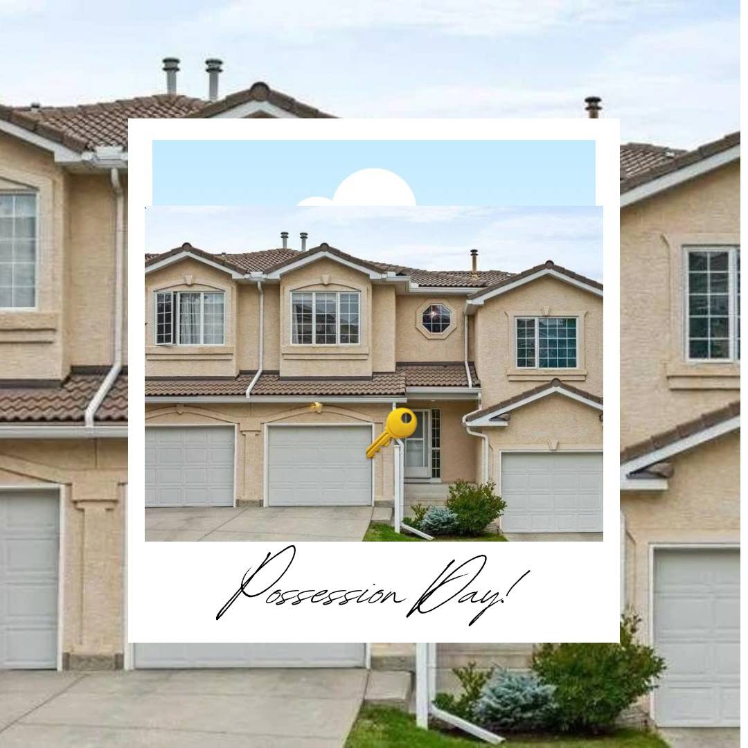 Possession days are my favourite.🔑

Seeing my clients step into a place they can finally call home is incredibly rewarding.✨

Congratulations to my amazing client Joan on this beautiful new chapter! Thank you for your trust, your partnership, and for allowing me to be part of this journey. 🎉

If you’re ready for your next chapter, I’m just a message away. 📩

Ebru Tutkuner 
REALTOR®
Royal LePage Benchmark