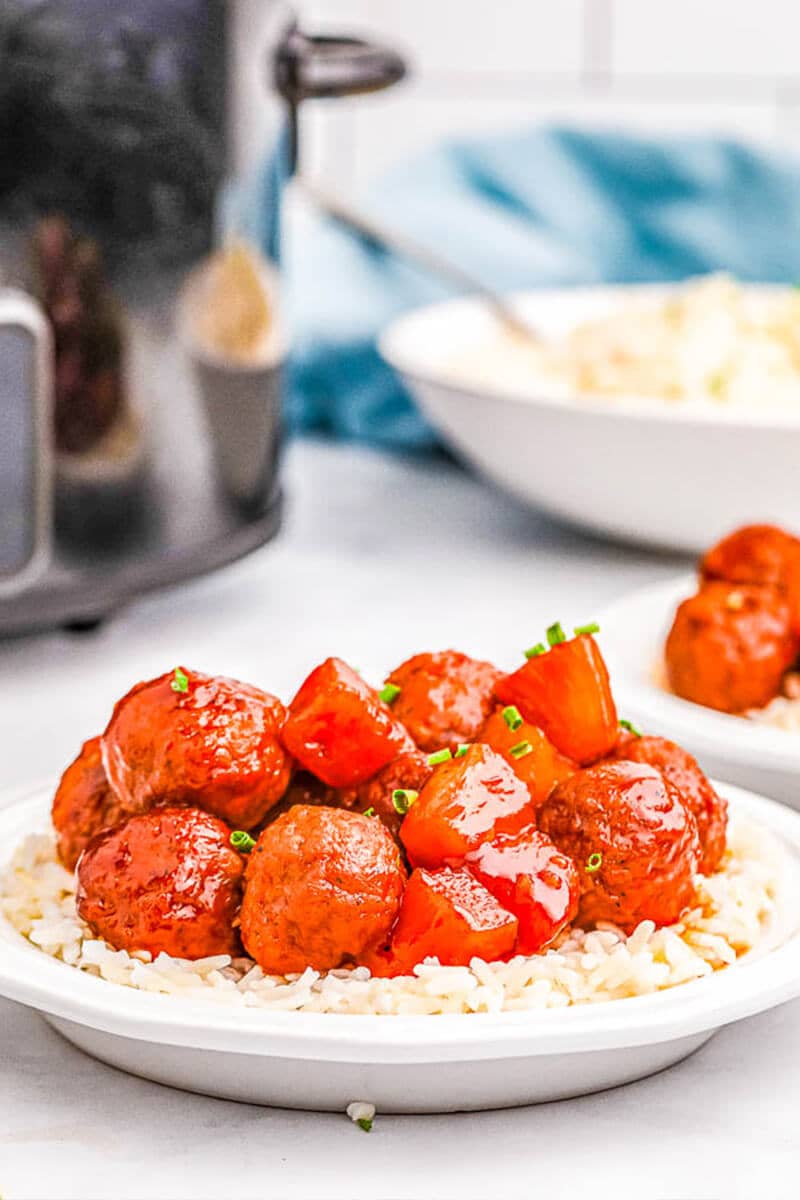 Slow Cooker Hawaiian Meatballs