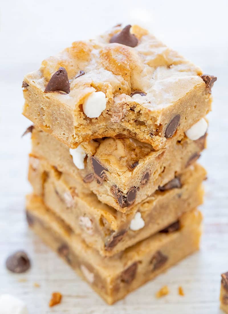 Marshmallow Chocolate Chip Cookie Bars