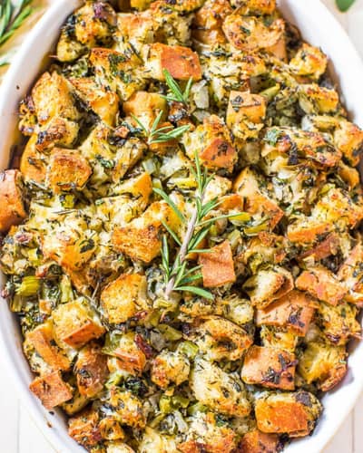 Classic Thanksgiving Stuffing