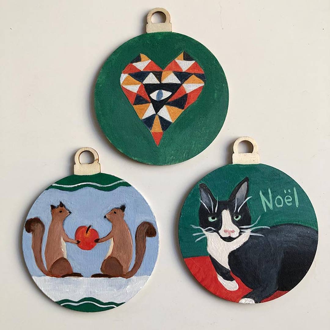 Hand-painted ornaments by Sophiequi