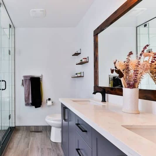 white ceramic sink near white ceramic sink
