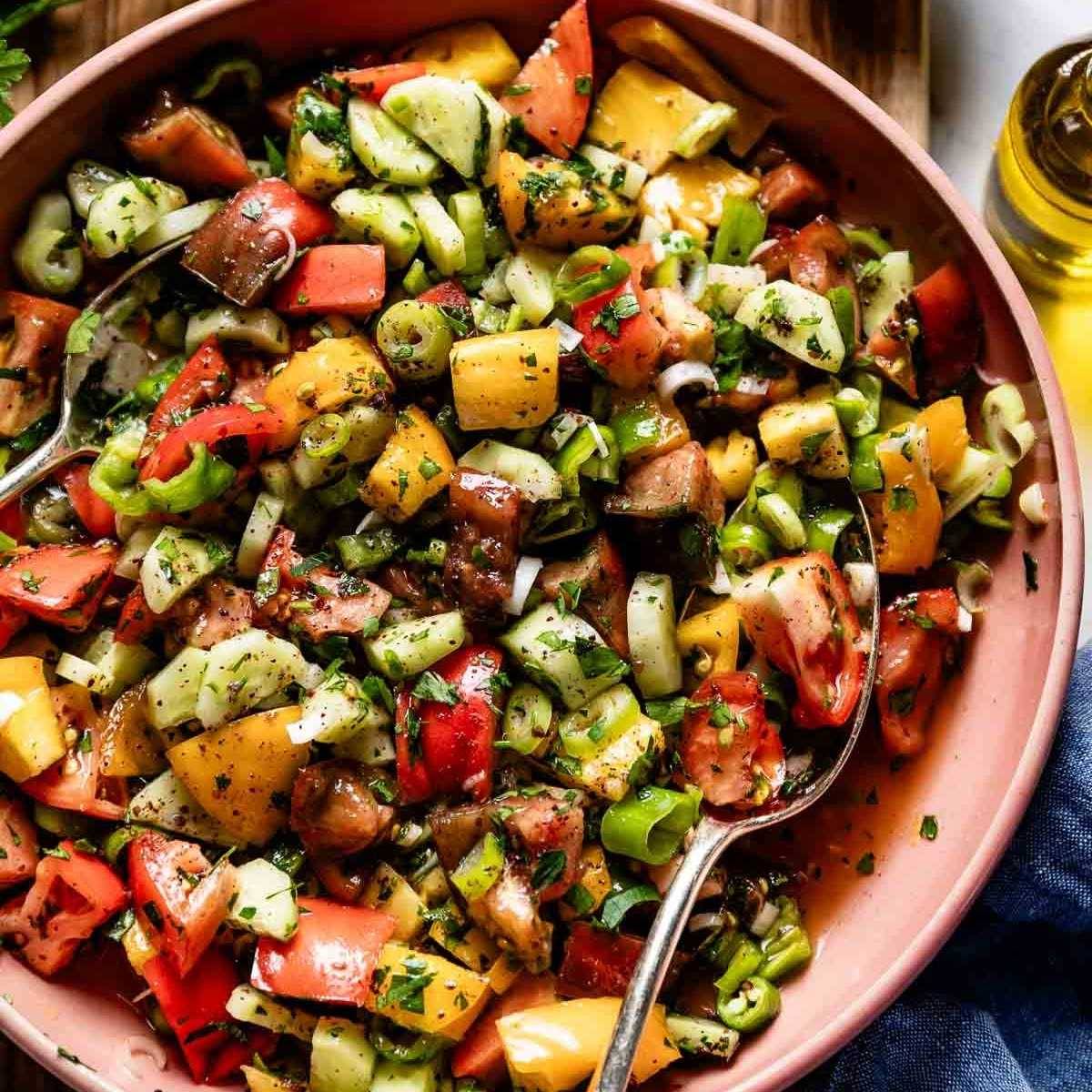 Turkish shepherd salad in a big bowl