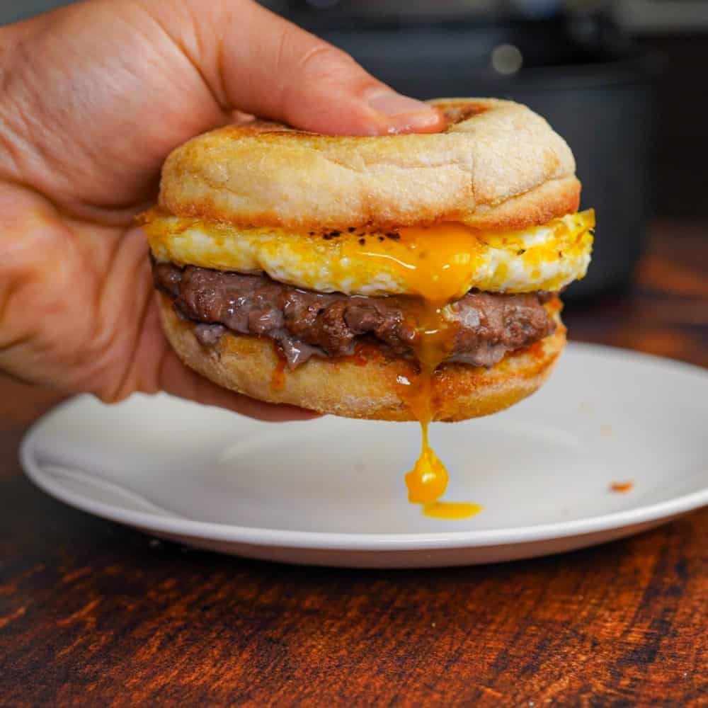 air fryer breakfast burger