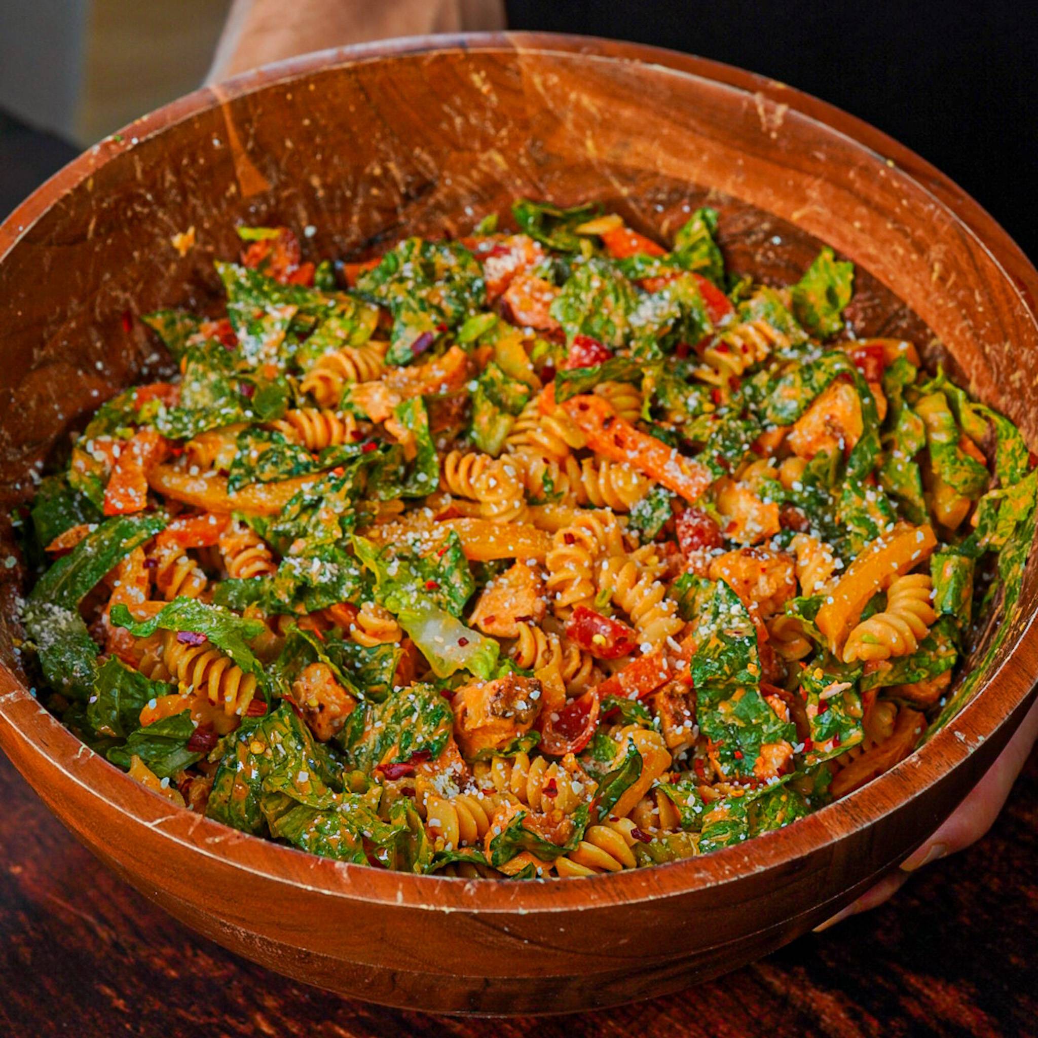 red pepper pasta salad