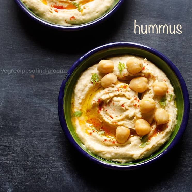 Easy Hummus Recipe (With Sesame Seeds)